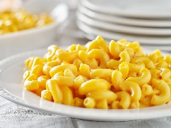 Кремообразни макарони със сирене с крема сирене, чедър и прясно мляко (Мac & Cheese) - снимка на рецептата